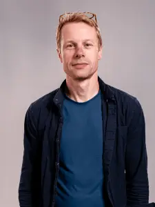 Nic Timpson headshot